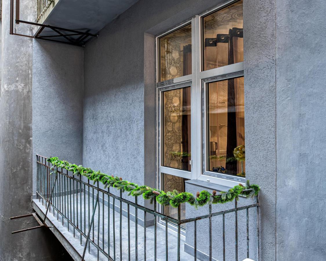 2 - Bedroom Apartments Galicia Lviv Exterior foto