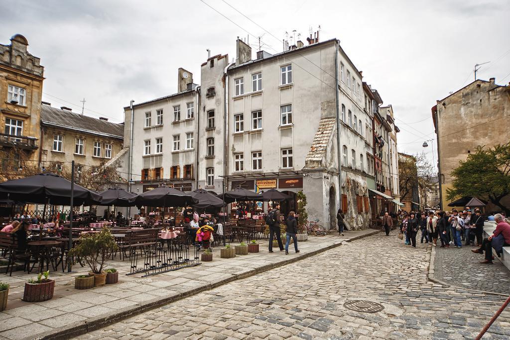 2 - Bedroom Apartments Galicia Lviv Exterior foto